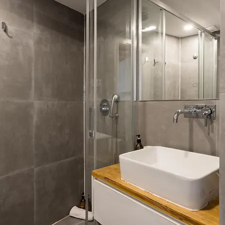 Arroios Loft Retreat Mezzanine * リスボン